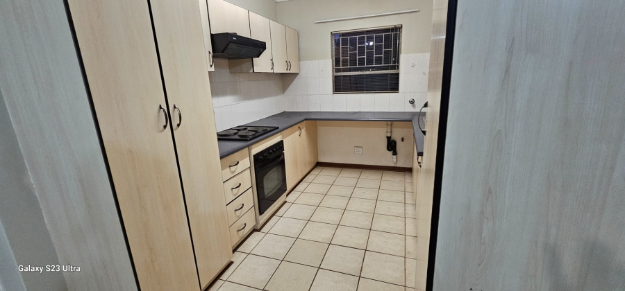 2 Bedroom Property for Sale in Langenhovenpark Free State